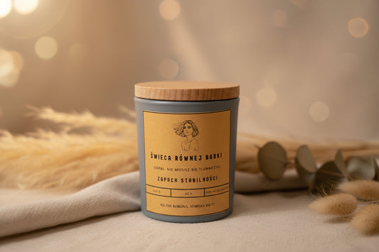 Świeca Równej Babki - Zapach Stabilności | Dla zbalansowanych kobiet